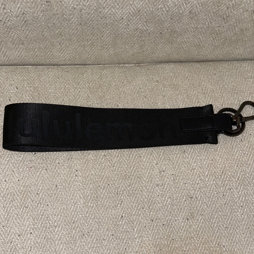 lululemon athletica Black Key Wristlet Strap